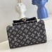 LOUIS VUITTON LV Women shoulder bag Crossbody Bags-1398577