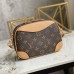 LOUIS VUITTON LV Women Handbag bag Crossbody Bags-700956