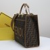 FENDI Woman Handbag bag shoulder bag Diagonal span bag-581749