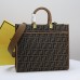 FENDI Woman Handbag bag shoulder bag Diagonal span bag-581749